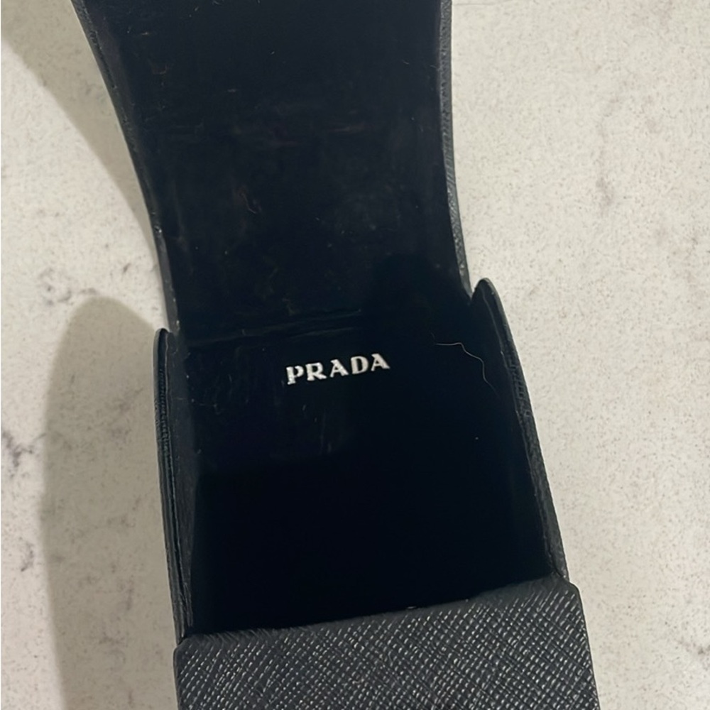 Prada Sunglasses - Picture 4 of 10